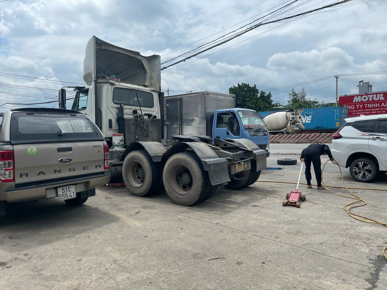 Ở Đâu Bán Lốp Xe MAXXIS Giá Rẻ?